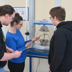Grundlagenseminar Zugversuch – am Beispiel von Metallen und Kunststoffen (Seminar | Nossen)