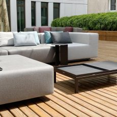 Wasserdichte Garten Loungemöbel im großen LAGERVERKAUF bei april furniture (Ausstellung | Wiesbaden)