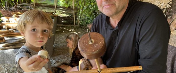 Haus am See: Ohne geht’s nicht – Holz und seine Verarbeitung von der Stein- bis in die Bronzezeit (Unterhaltung / Freizeit | Uhldingen-Mühlhofen)