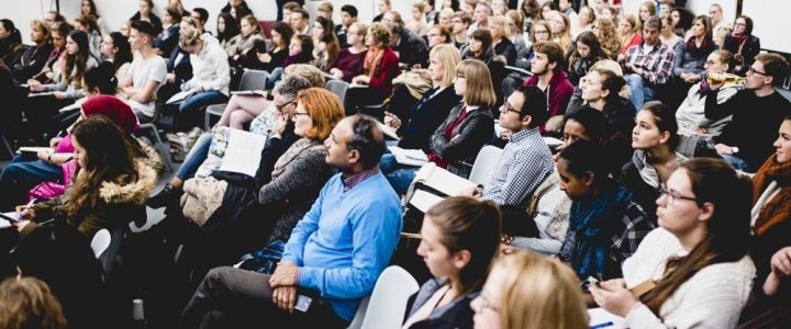 Ankündigung kostenfreies Seminar für Eltern zum Einstieg ins Medizinstudium (Seminar | Berlin)
