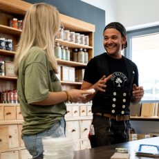 OLI-NATURA Lehrwerkstatt offen – Holzöl erleben und Angebote sichern (Workshop | Brannenburg)
