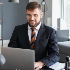 Überblick über Compliance und Rechtsnormen durch digitales Management (Webinar | Online)