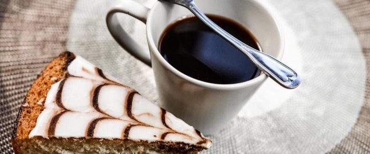 Honeckers Leibwächter erzählt bei köstlichem Kaffee und frischem Kuchen. (Unterhaltung / Freizeit | Nossentiner Hütte)