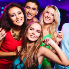 2000er Party x Diese Typen (Unterhaltung / Freizeit | Dobbin-Linstow)