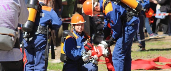 Blaulichttag im KiEZ Frauensee (Unterhaltung / Freizeit | Heidesee)